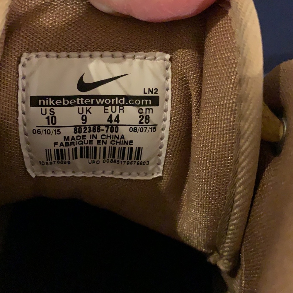 Authentic Men’s Nike KOBE X Mid EXT Gold Shoe - Picture 7 of 7